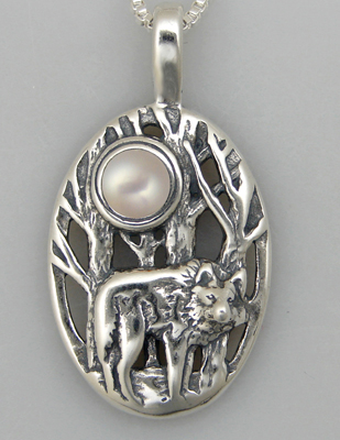 Sterling Silver Winter Wolf Pendant With Cultured Freshwater Pearl